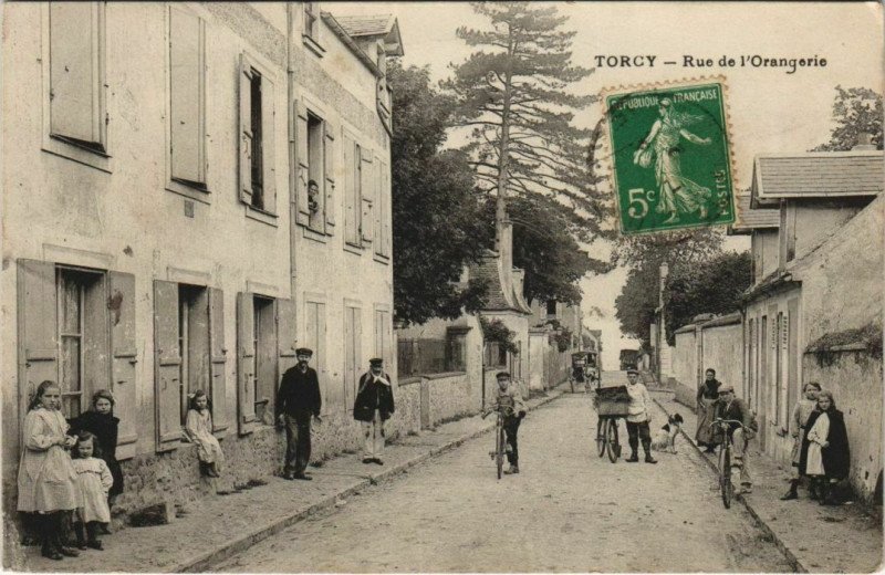 Carte postale ancienne Rue de l'Orangerie à Torcy