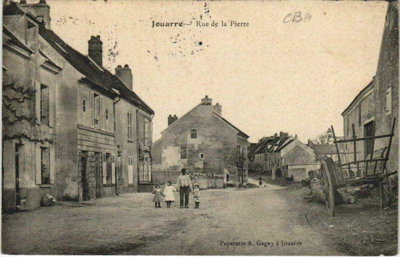 Carte postale ancienne Jouarre Rue de la Pierre à Jouarre