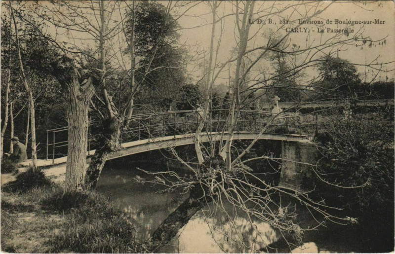 Carte postale ancienne Carly La Passerelle à Carly