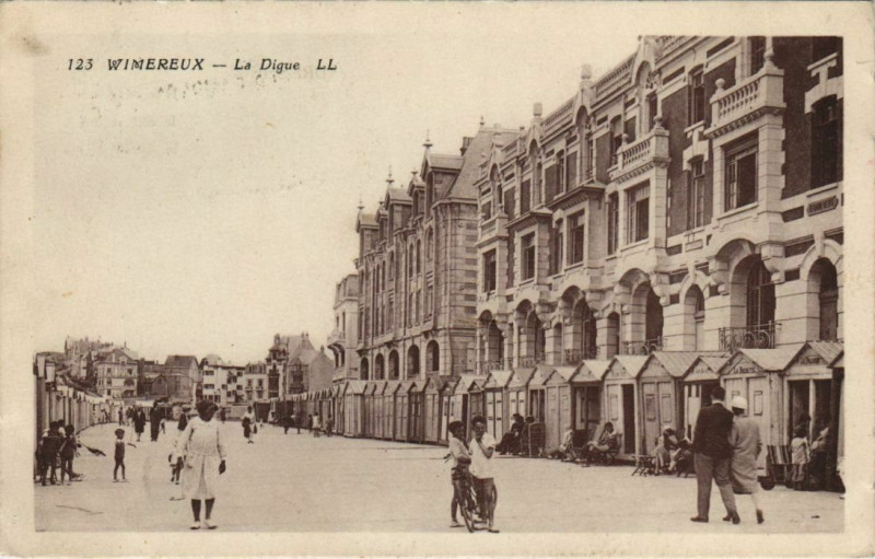 Carte postale ancienne Wimereux La Digue à Wimereux