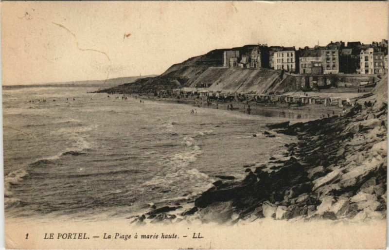 Carte postale ancienne Le Portel La Plage a marée basse au Portel