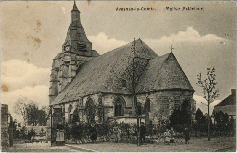 Carte postale ancienne Avesnes-Le-Comte Eglise à Avesnes