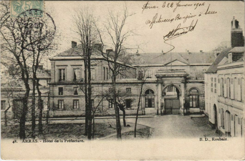 Carte postale ancienne Arras Hotel de la Préfecture à Arras