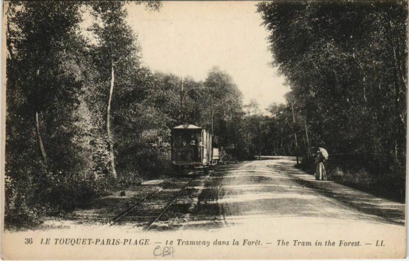 Carte postale ancienne Le Touquet-Paris-Plage Le Tramway dans la Foret au Touquet-Paris-Plage
