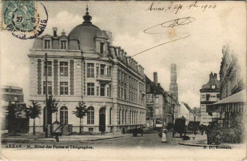 Carte postale ancienne Arras Hotel des Postes et Télégraphes à Arras