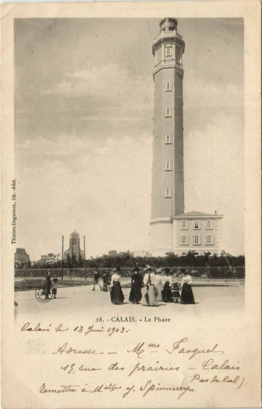 Carte postale ancienne Calais Le Phare à Calais