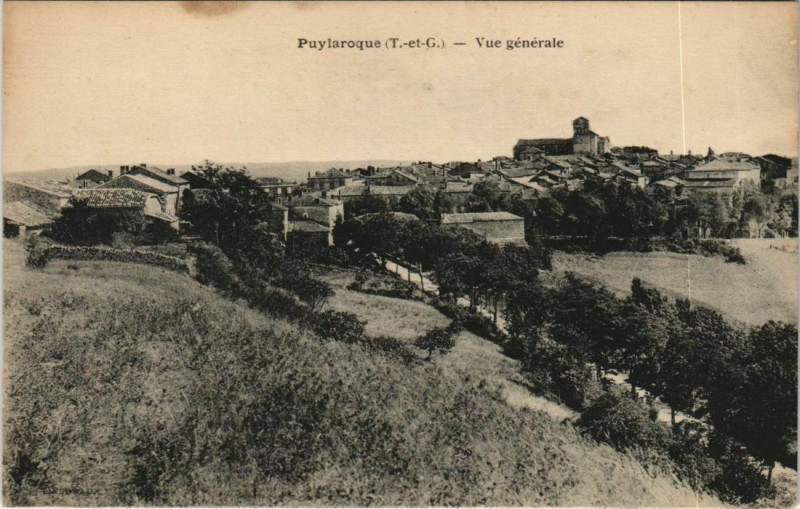 Carte postale ancienne Puylaroque Vue générale à Puylaroque