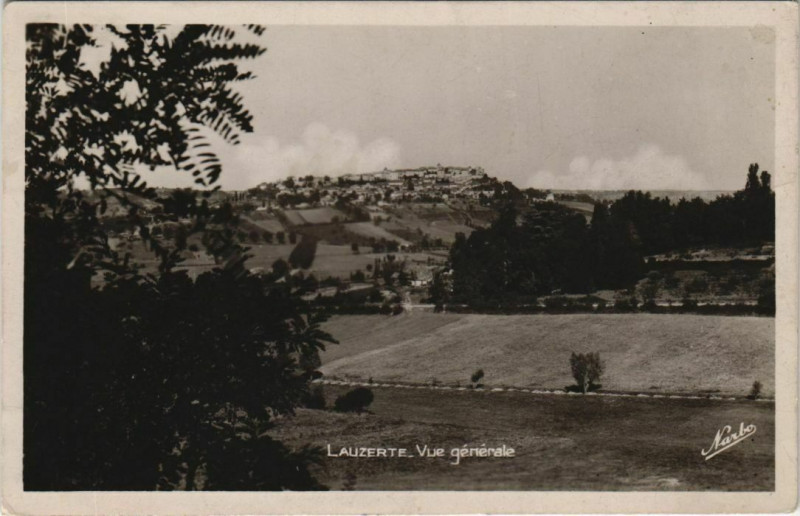 Carte postale ancienne Lauzerte Vue générale à Lauzerte