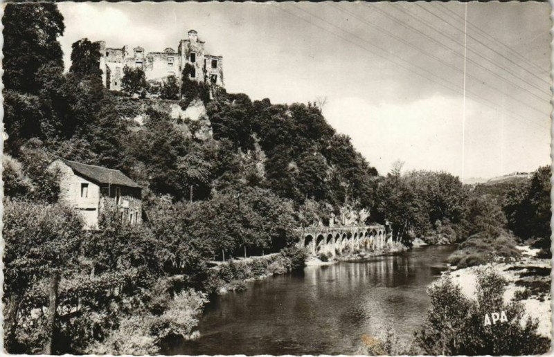 Carte postale ancienne Laguepie Le Chateau