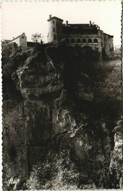Carte postale ancienne Bruniquel Le Chateau à Bruniquel