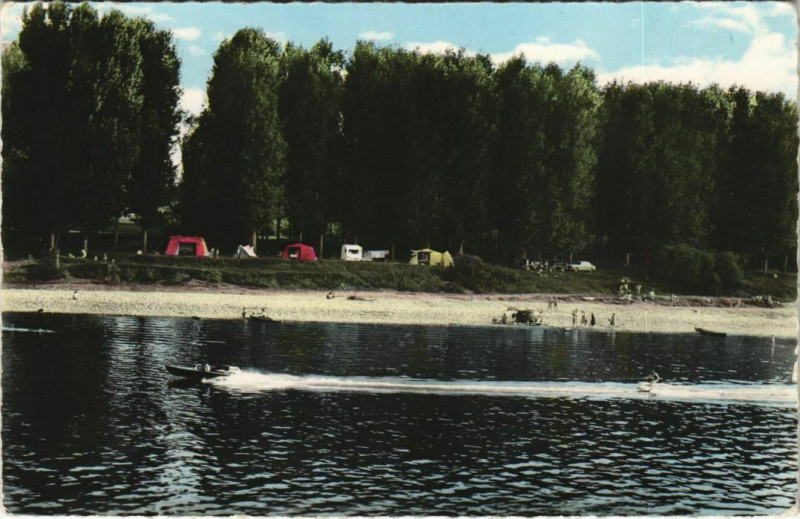 Carte postale ancienne Lamagistere Bords de la garonne