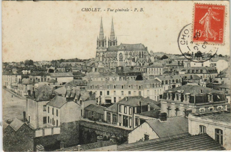 Carte postale ancienne Cholet Vue générale à Cholet