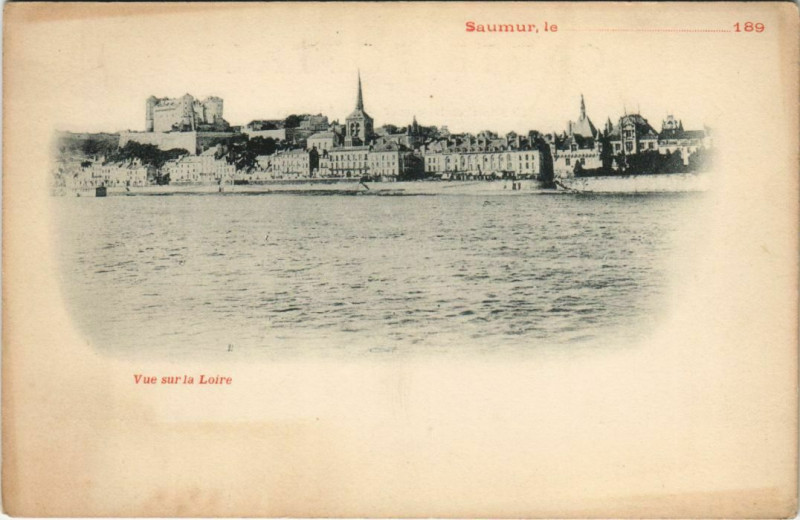 Carte postale ancienne Saumur Vue sur la Loire à Saumur