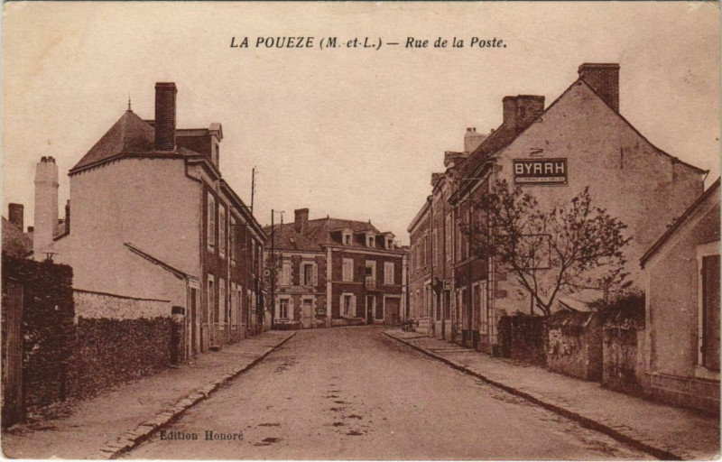 Carte postale ancienne La Poueze Rue de la poste