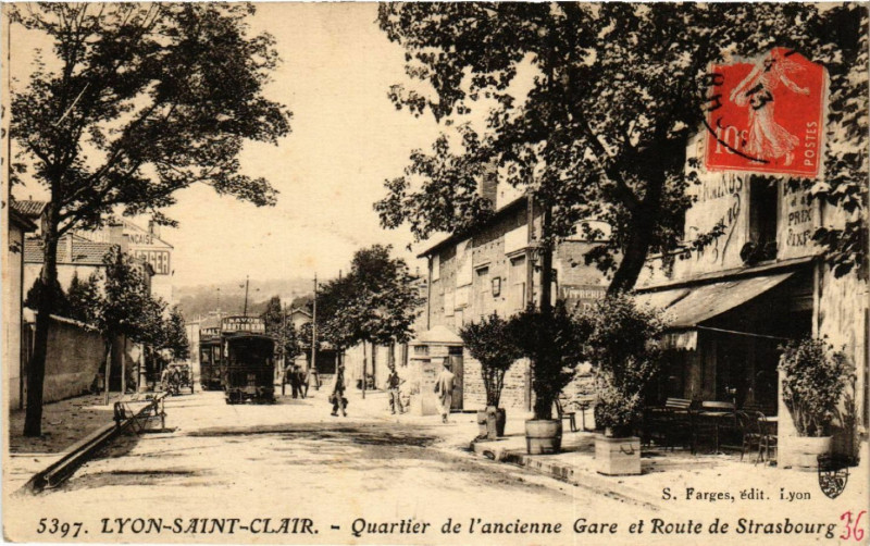 Carte postale ancienne Lyon Saint-Clair Quartier de l'Ancienne Gare et Route de Stra à Lyon