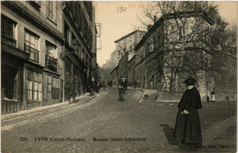 Carte postale ancienne Lyon - Montée Sebastian à Lyon