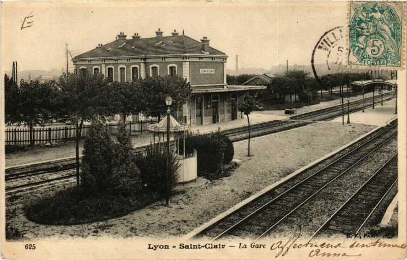 Carte postale ancienne Lyon - Saint-Clair - La Gare à Lyon