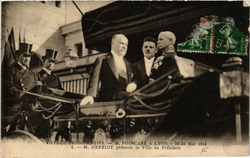 Carte postale ancienne Voyage Presidentiel - M. Poincare a Lyon - M. Herriot à Lyon