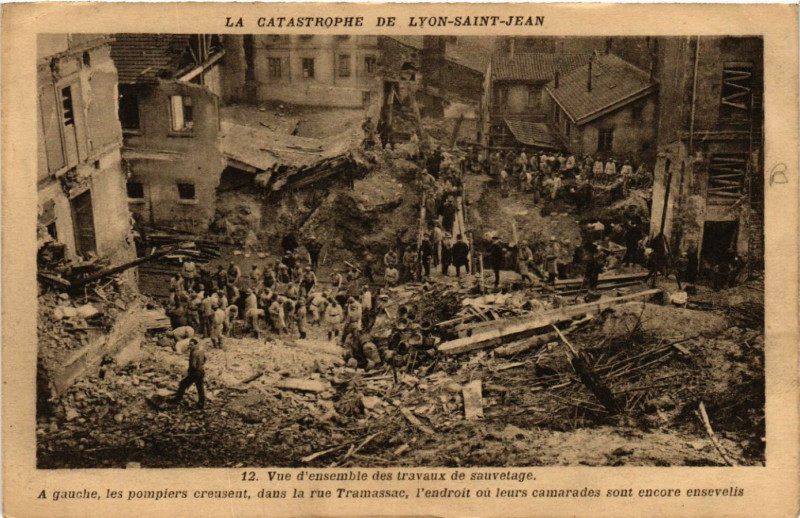 Carte postale ancienne La Catastrophe de Lyon-Saint-Jean - Vue d'ensemble des travaux de à Lyon