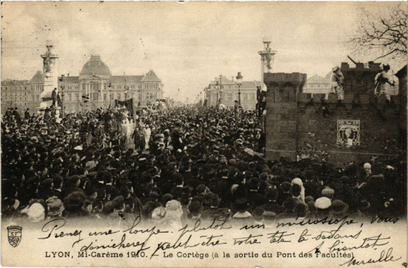 Carte postale ancienne Lyon - Mi careme 1910 à Lyon