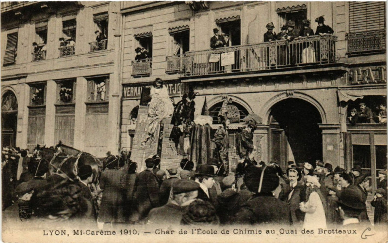 Carte postale ancienne Lyon - Mi Careme 1910 à Lyon