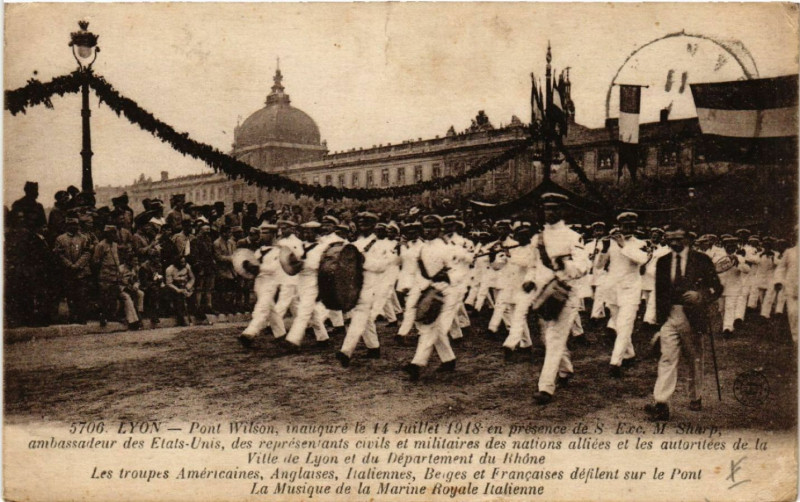 Carte postale ancienne Lyon - Pont Wilson inaugre le 14 JULLIEt 1918 à Lyon