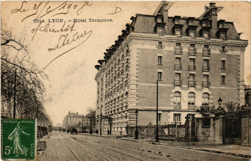 Carte postale ancienne Lyon - Hotel Terminus à Lyon