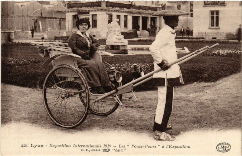 Carte postale ancienne Lyon - Expo Internaitonale à Lyon