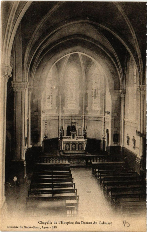 Carte postale ancienne Chapelle de l'Hospice des Dames du Calvaire