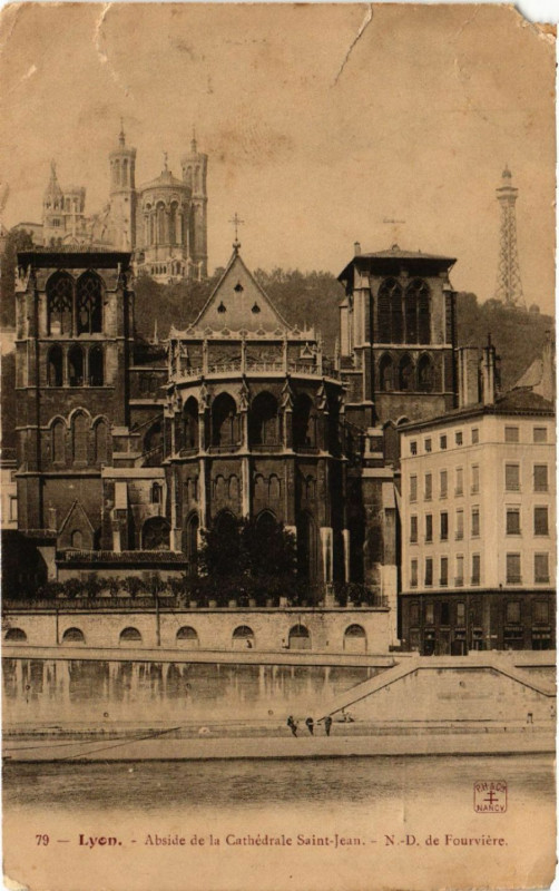 Carte postale ancienne Lyon - Abside de la Cathédrale Saint-Jean à Lyon