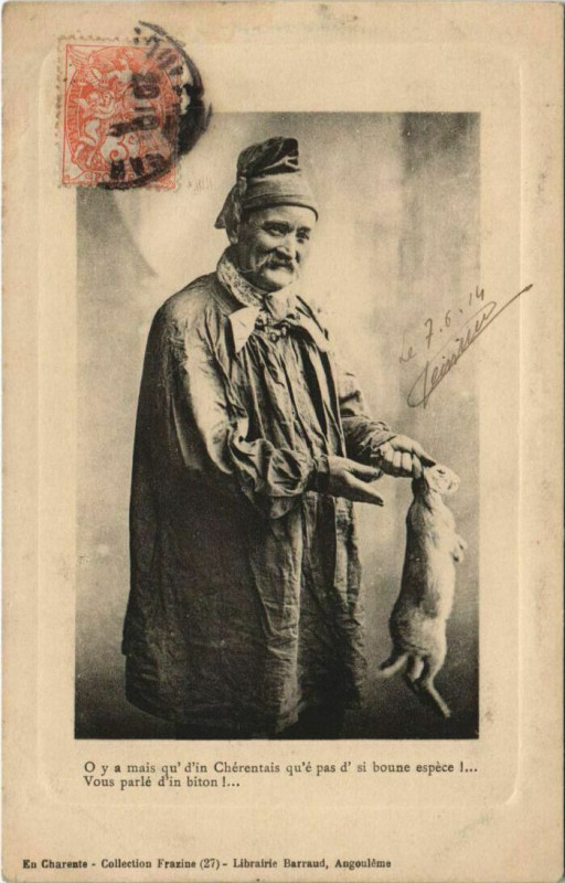 Carte postale ancienne Angouleme sur le marché