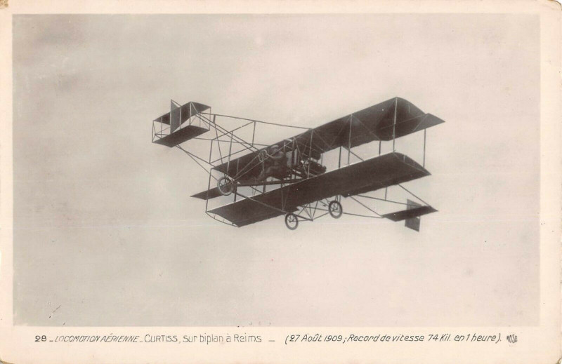 Carte postale ancienne Aviation Locomotion Aerienne Curtiss Sur Biplan A Reims 27 Aout 1909 Record
