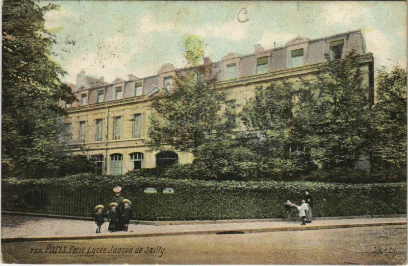 Carte postale ancienne Petit Lycée Janson de Sailly à Paris 16e