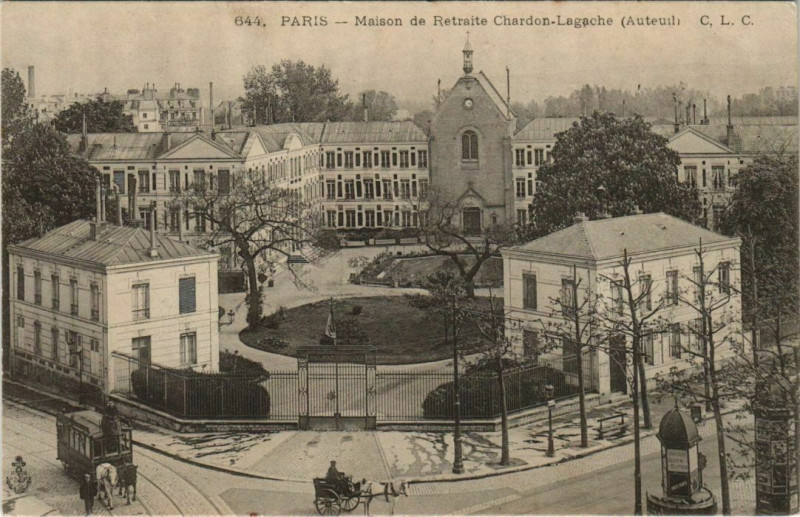Carte postale ancienne Maison de Retraite Chardon-Lagache (Auteuil) à Paris 16e