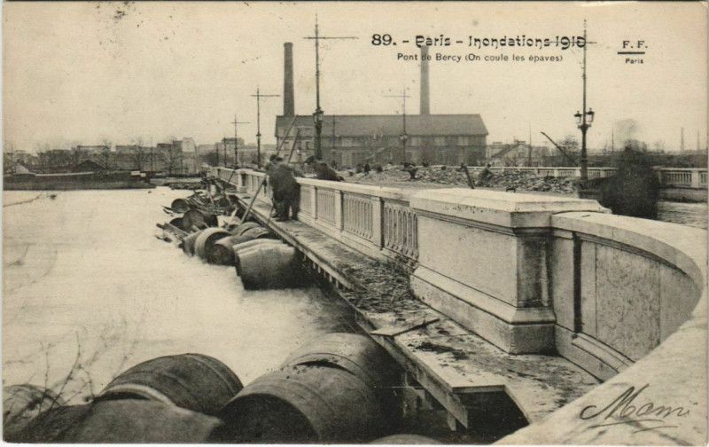 Carte postale ancienne Paris Inondation, Flood Pont de bercy