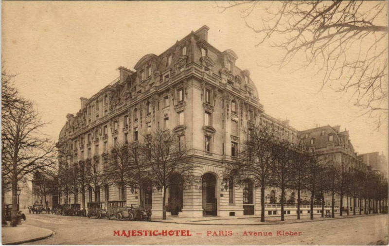 Carte postale ancienne Majestic Hôtel - Avenue Kléber à Paris 16e
