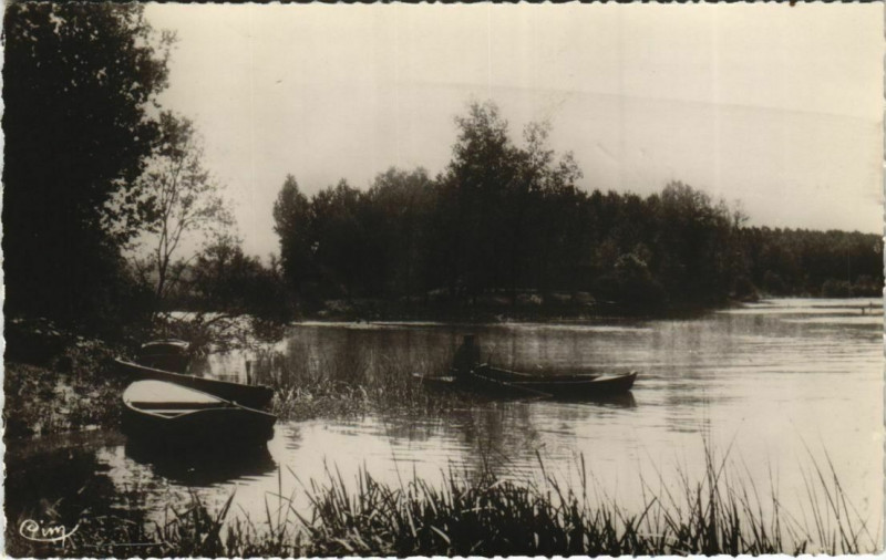 Carte postale ancienne Laroche-Saint-Cydroine L'Yonne et l'Armancon à Laroche-Saint-Cydroine