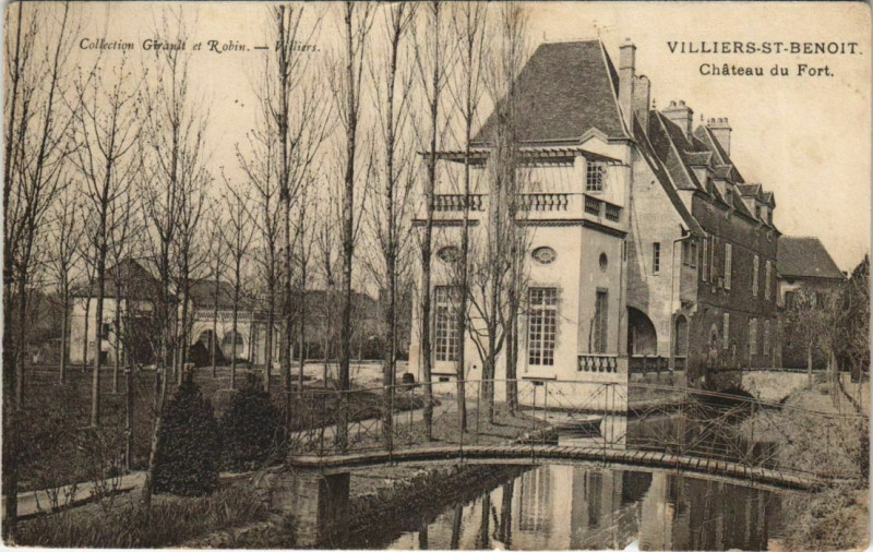 Carte postale ancienne Villiers-Saint-Benoit Chateau do Fort