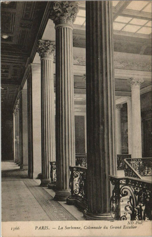 Carte postale ancienne Paris 5e La Sorbonne Colonnade du grand Escalier à Paris 5e