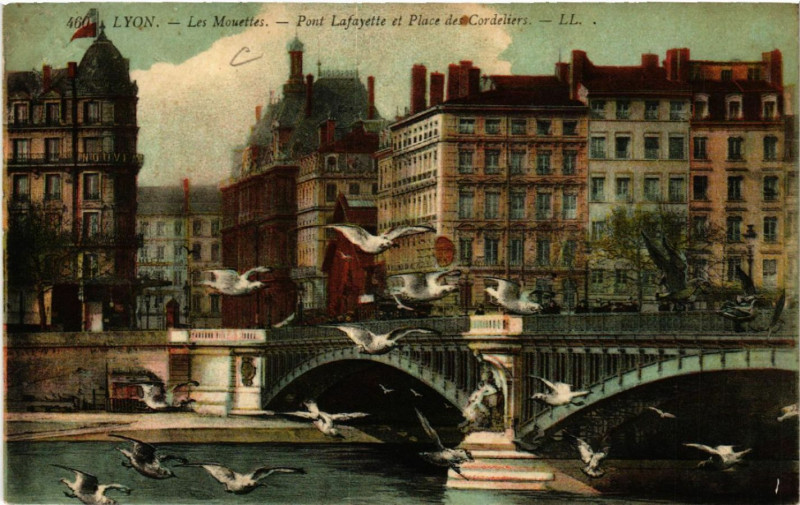 Carte postale ancienne Lyon Les Mouettes Pont Lafayette et Place des Cordeliers à Lyon