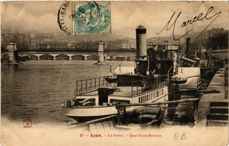 Carte postale ancienne Lyon La Saone Quai Saint-Antoine à Lyon