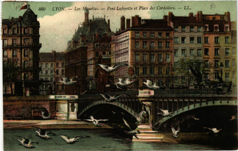 Carte postale ancienne Lyon Les Mouettes Pont Lafayette et Place des Cordeliers à Lyon