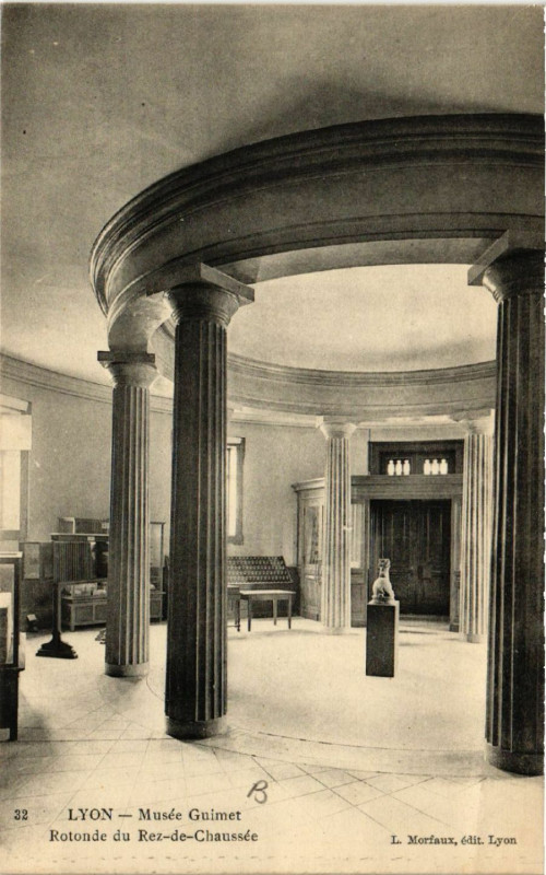 Carte postale ancienne Lyon Musée Guimet Rotonde du Rez-de-Chaussée à Lyon