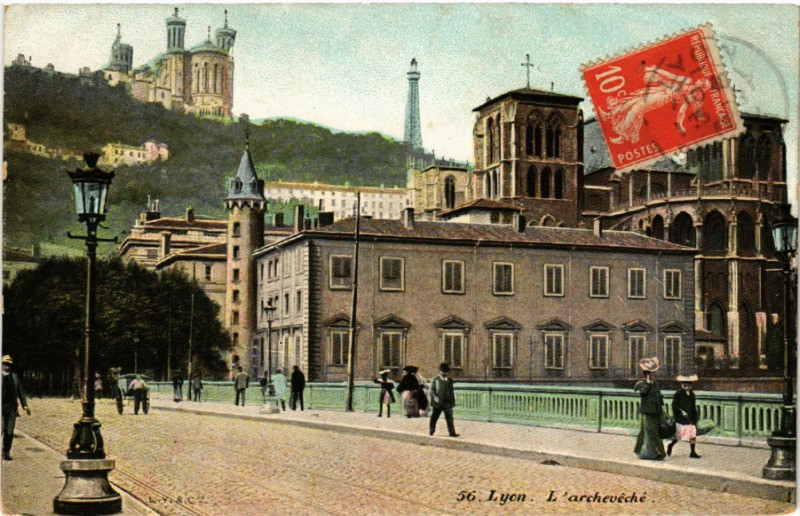 Carte postale ancienne Lyon l'Arheveche à Lyon