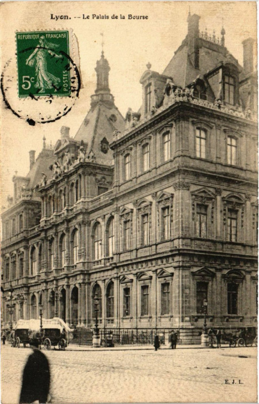 Carte postale ancienne Lyon Le Palais de la Bourse à Lyon