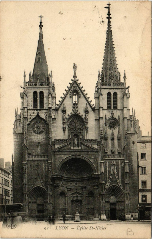 Carte postale ancienne Lyon Eglise Saint-Nizier à Lyon