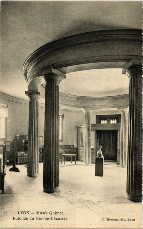Carte postale ancienne Lyon Musée Guimet Rotonde du Rez-de-Chaussée à Lyon