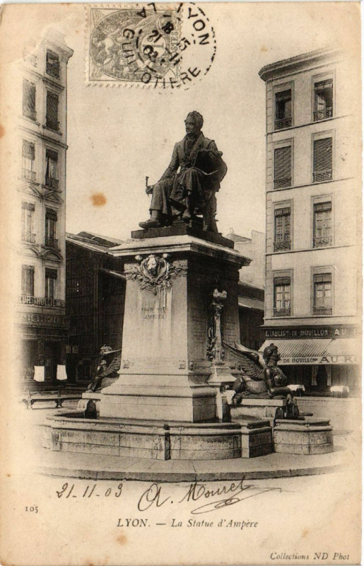 Carte postale ancienne Lyon La Statue d'Ampere à Lyon