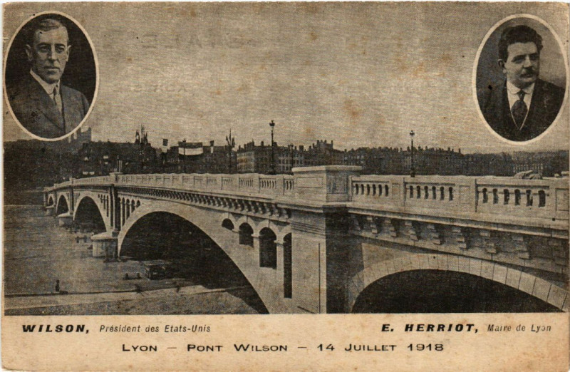 Carte postale ancienne Lyon Pont Wilson 14 Juillet 1918 à Lyon