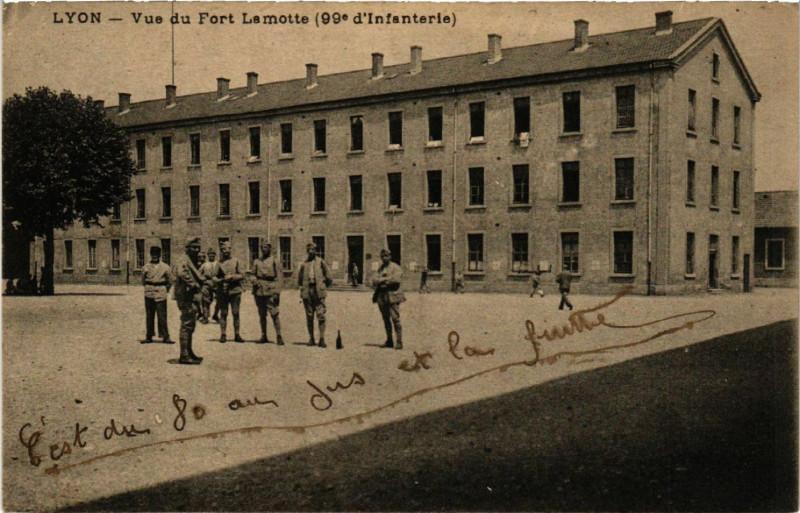 Carte postale ancienne Lyon vue du Fort de la Motte à Lyon